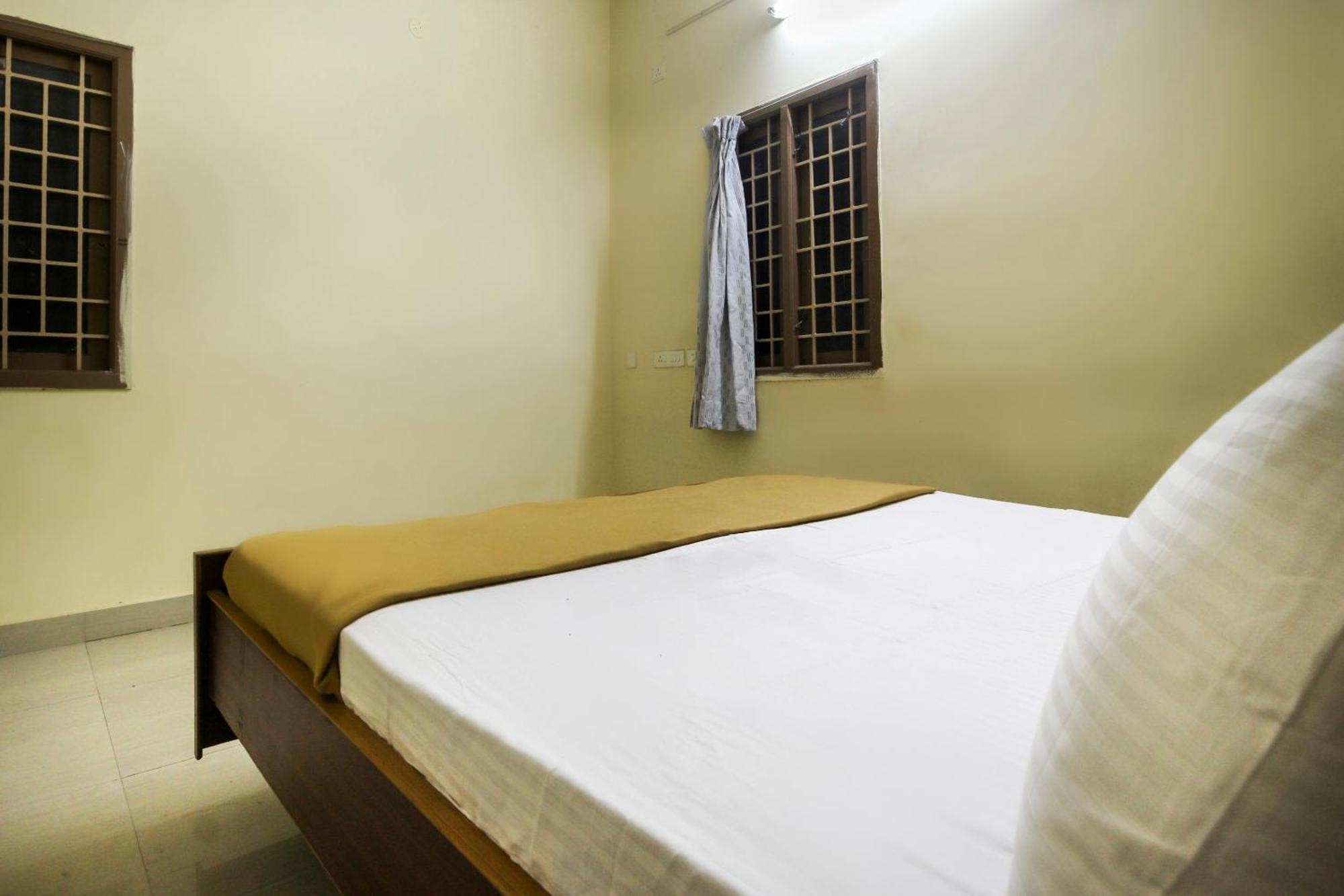 Spot On Jayalakshmi Residency Non Ac Hotel Kovilpatti Buitenkant foto