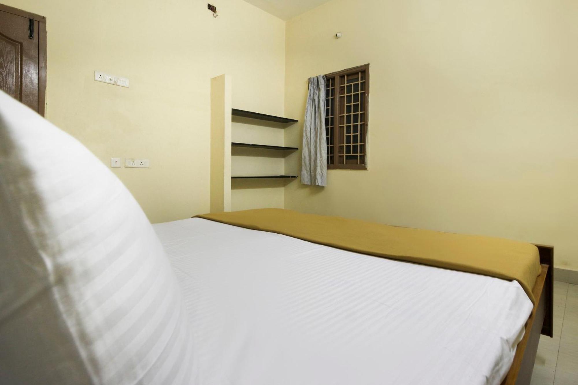 Spot On Jayalakshmi Residency Non Ac Hotel Kovilpatti Buitenkant foto